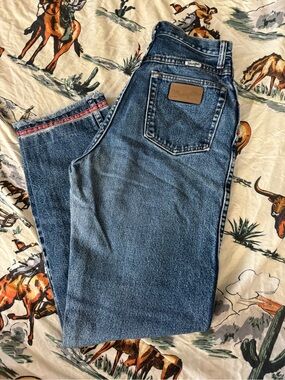 Vintage USA-Made Wrangler Southwestern Ribbon-Hem Jeans 🎀